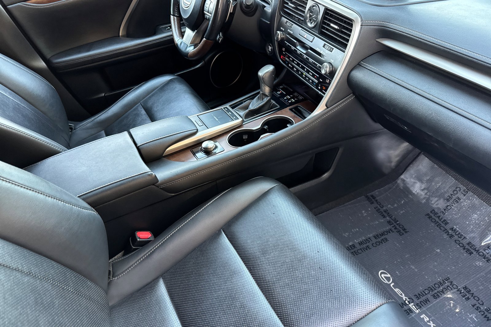 Used 2022 Lexus RX 350L FWD w/ Premium Package image 18