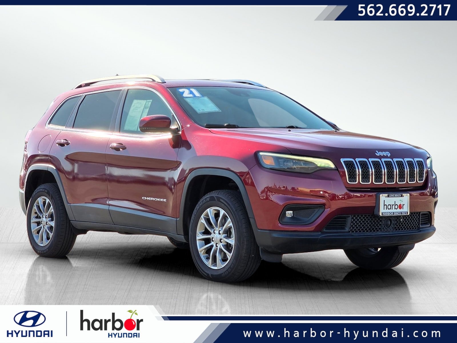 Used 2021 Jeep Cherokee Latitude Lux w/ Trailer Tow Group