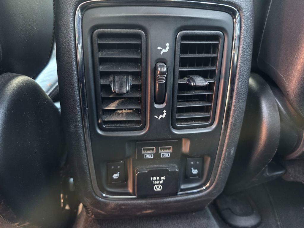 Used 2014 Jeep Grand Cherokee SRT8 w/ Luxury Group II AWD/4WD image 13
