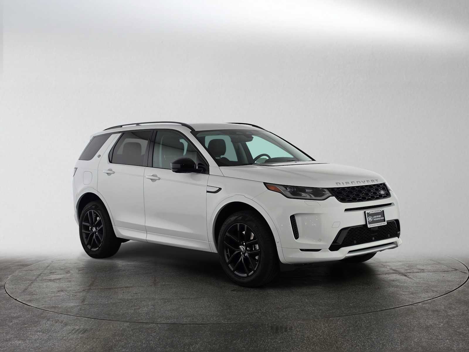 Used 2025 Land Rover Discovery Sport S AWD/4WD image 7