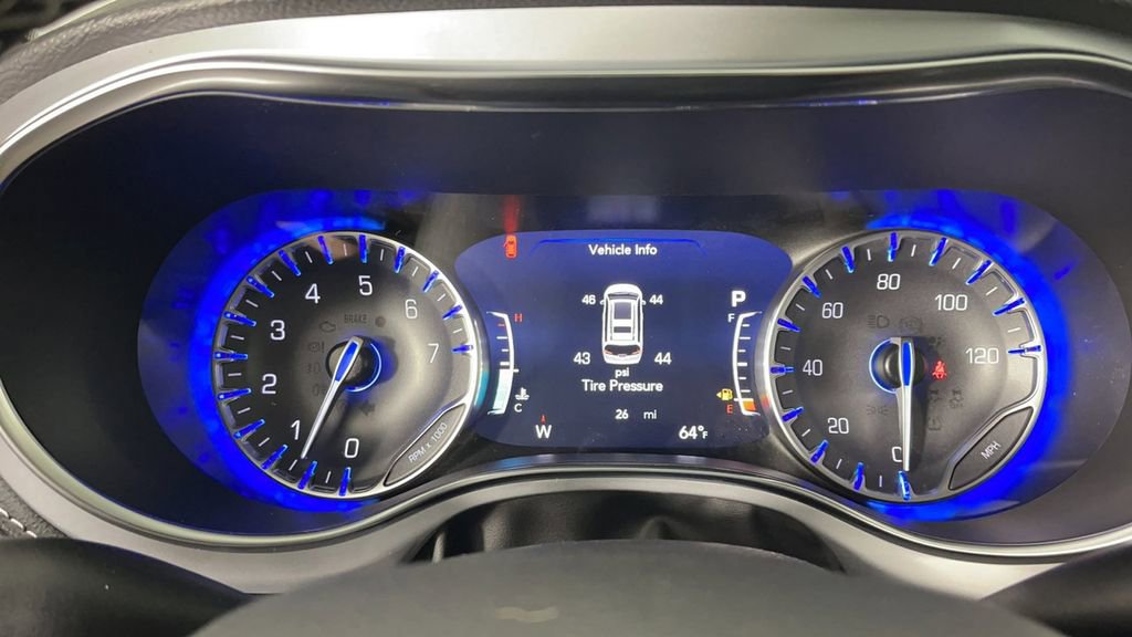 New 2025 Chrysler Pacifica Limited image 28