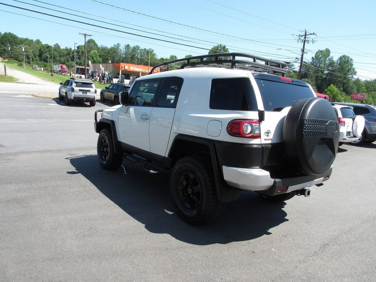 Used 2014 Toyota FJ Cruiser 4WD w/ Upgrade Package image 6