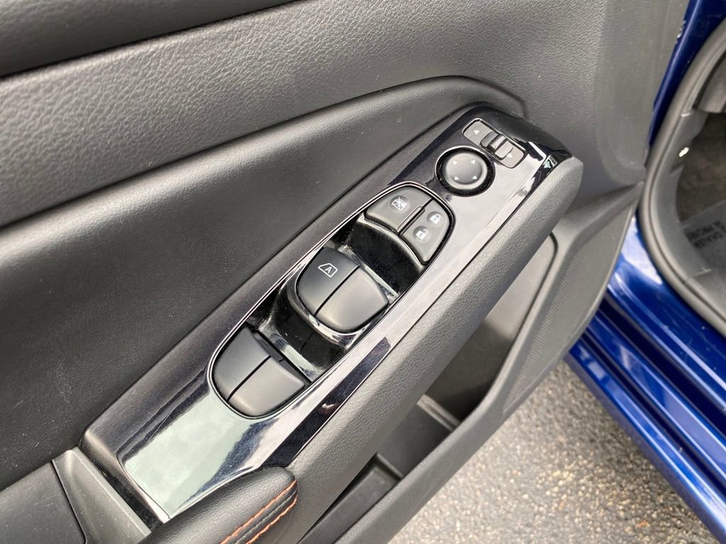 Used 2024 Nissan Altima 2.5 SR image 25