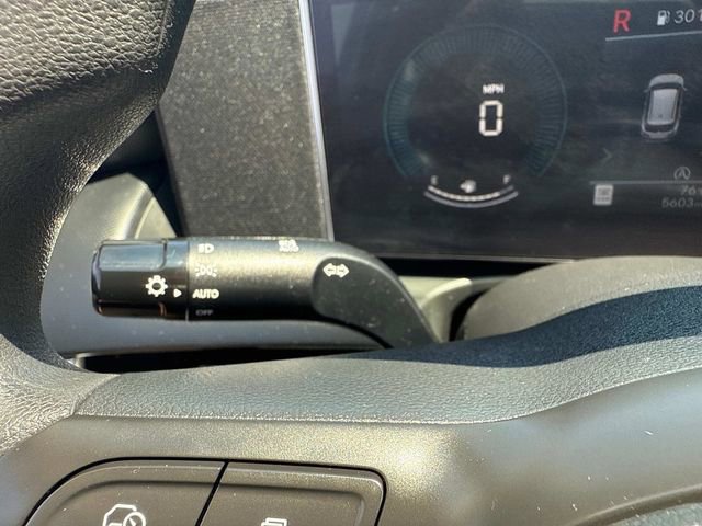 Used 2025 Hyundai Tucson SE image 31