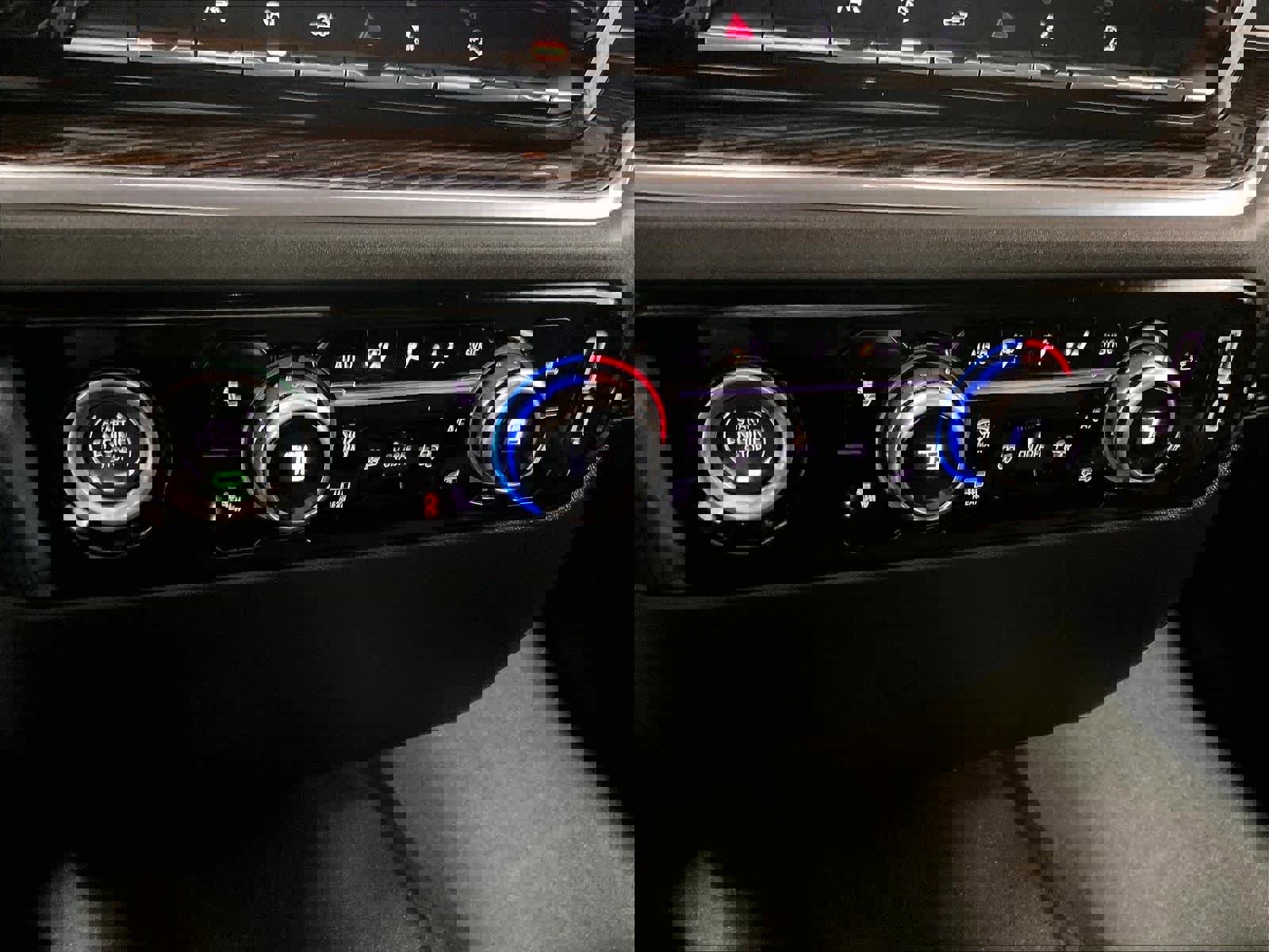 Used 2024 GMC Sierra 1500 Elevation image 25