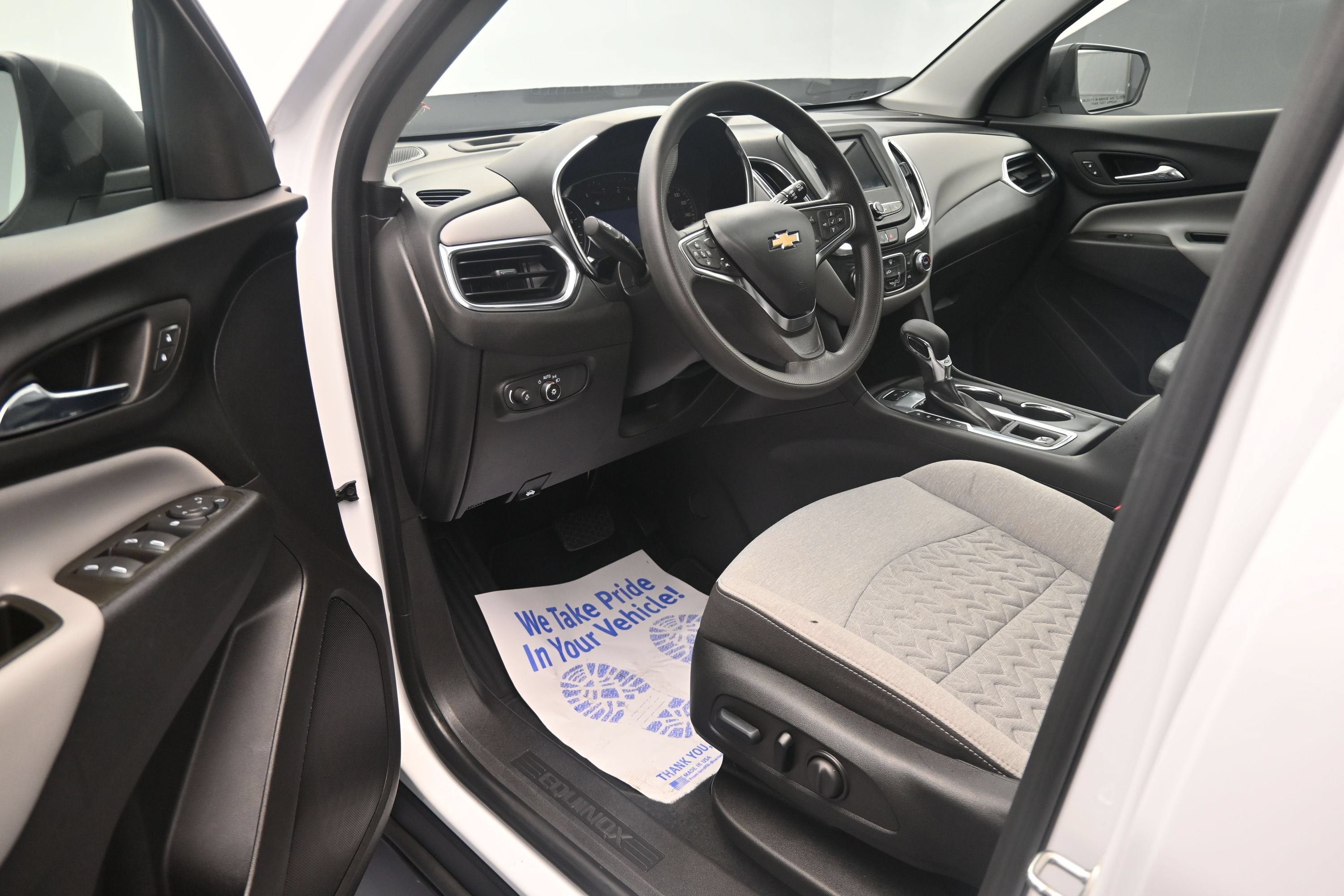 Certified 2023 Chevrolet Equinox LS w/ LS Convenience Package AWD/4WD image 9