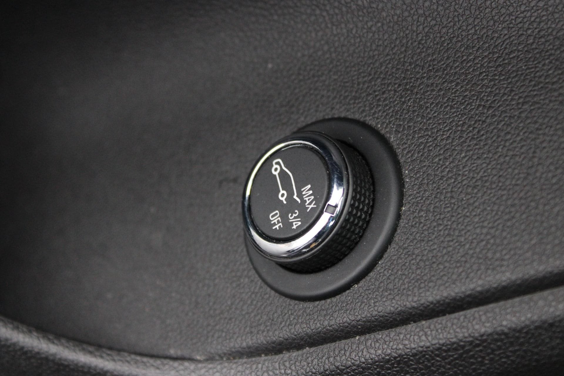 Used 2020 Chevrolet Blazer RS FWD image 13