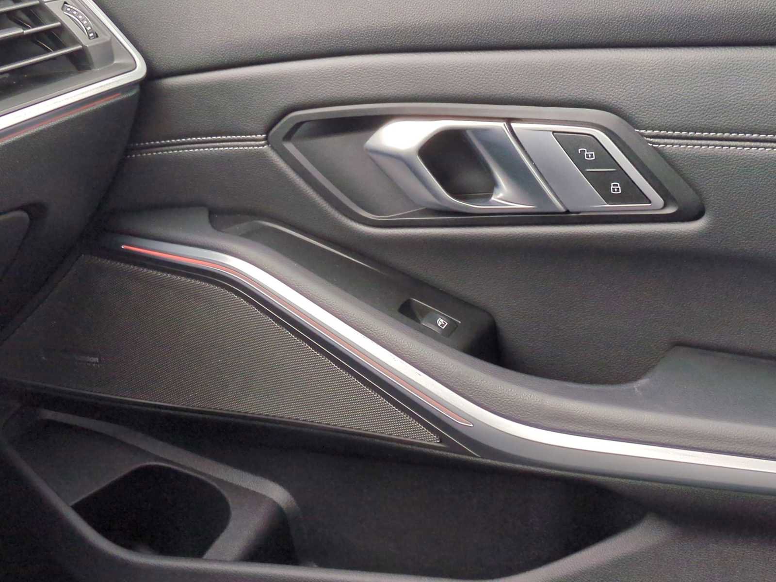 Used 2020 BMW 330i xDrive Sedan w/ Premium Package image 37