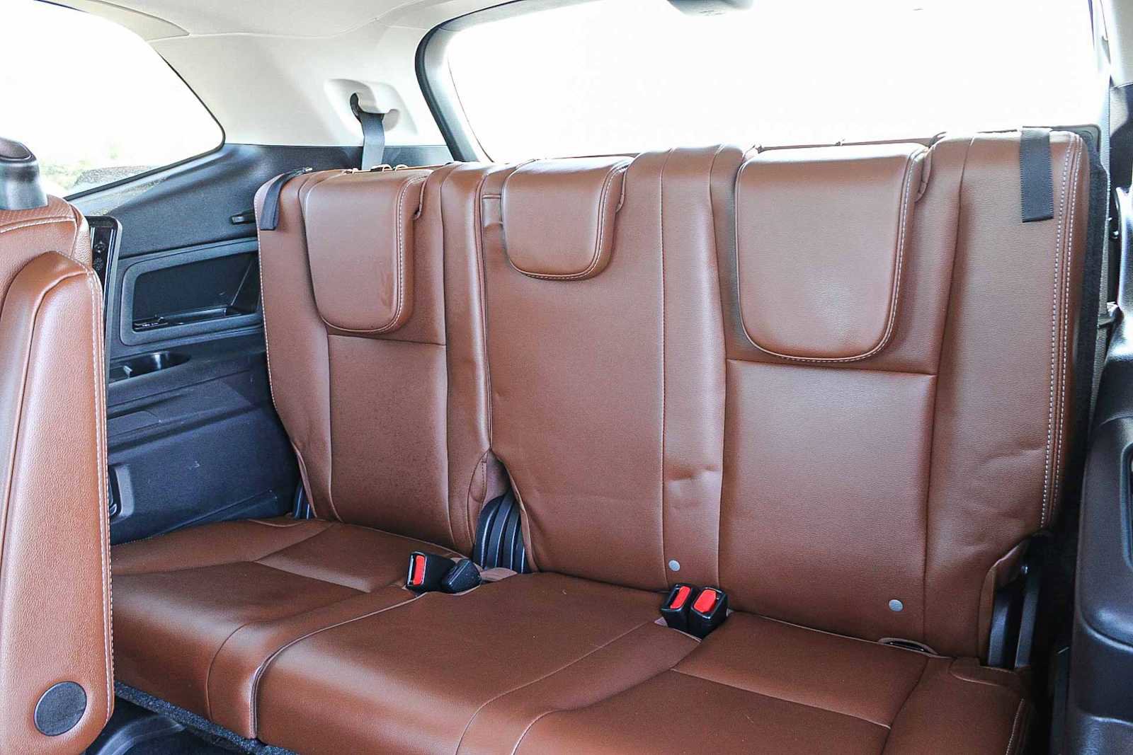 Used 2022 Subaru Ascent Touring w/ Popular Package #2A image 17