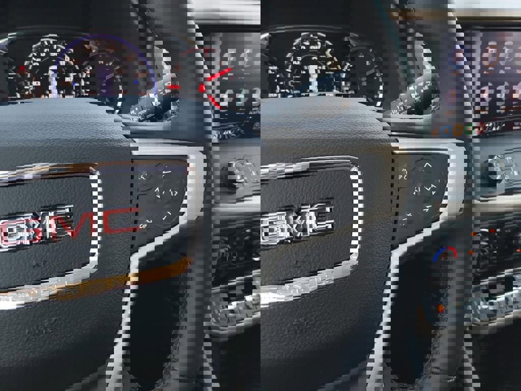 Used 2023 GMC Acadia Denali w/ Trailering Package FWD image 20