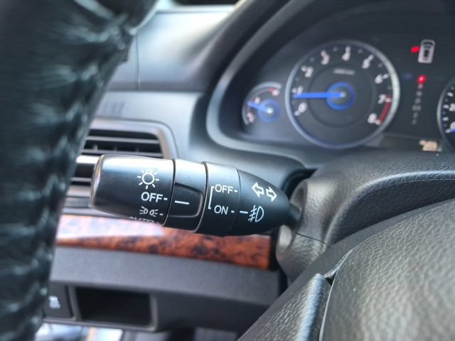 Used 2010 Honda Crosstour EX-L image 23