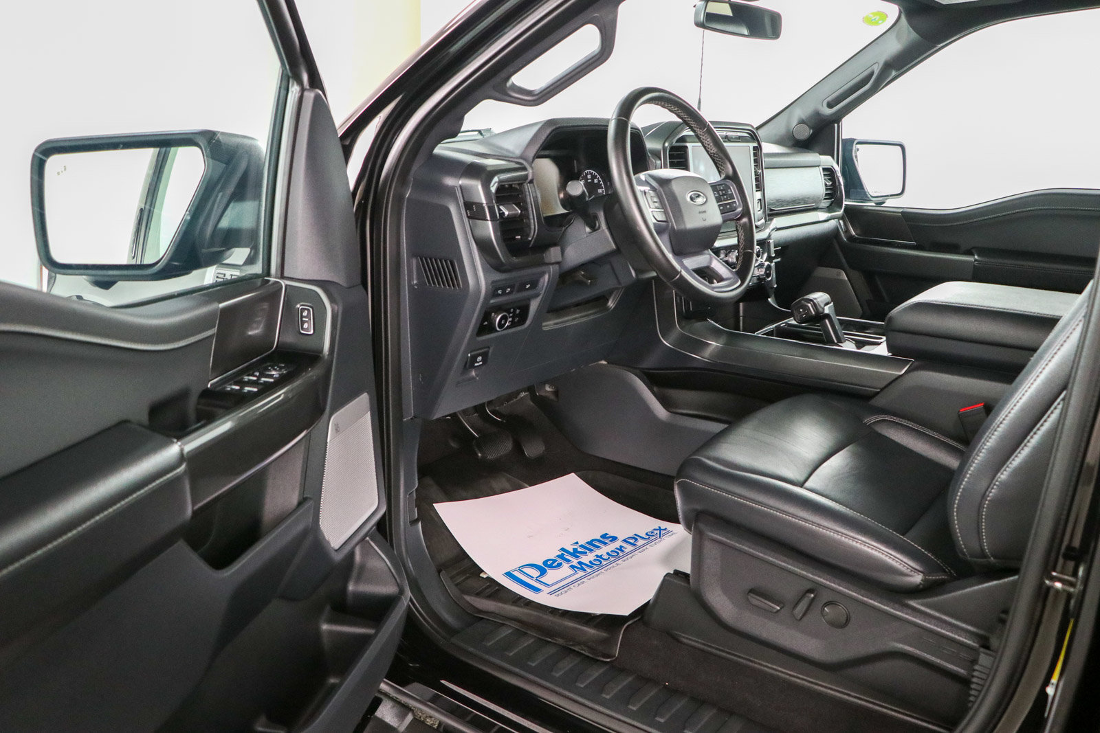 Used 2023 Ford F150 XLT w/ Equipment Group 302A High AWD/4WD image 3