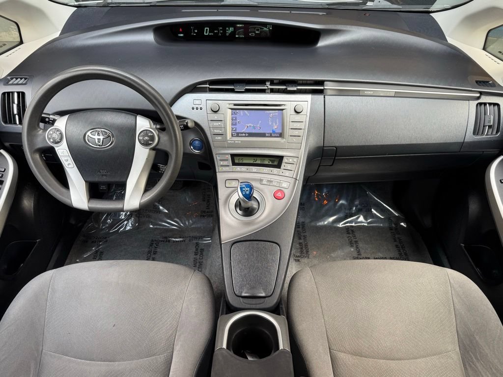 Used 2015 Toyota Prius Three FWD image 19