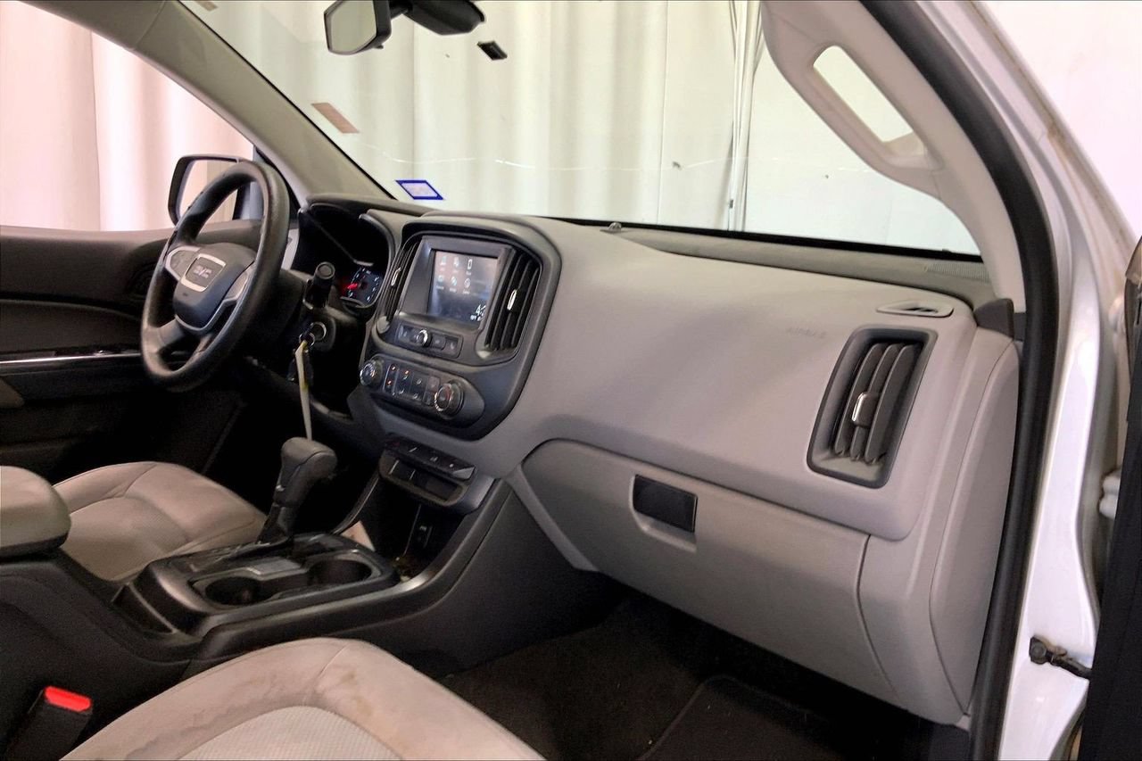 Used 2018 GMC Canyon 2WD Crew Cab w/ Convenience Package image 28