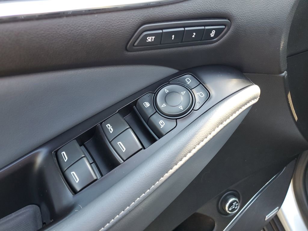 Used 2019 Buick Enclave Premium w/ Experience Buick Package AWD/4WD image 26
