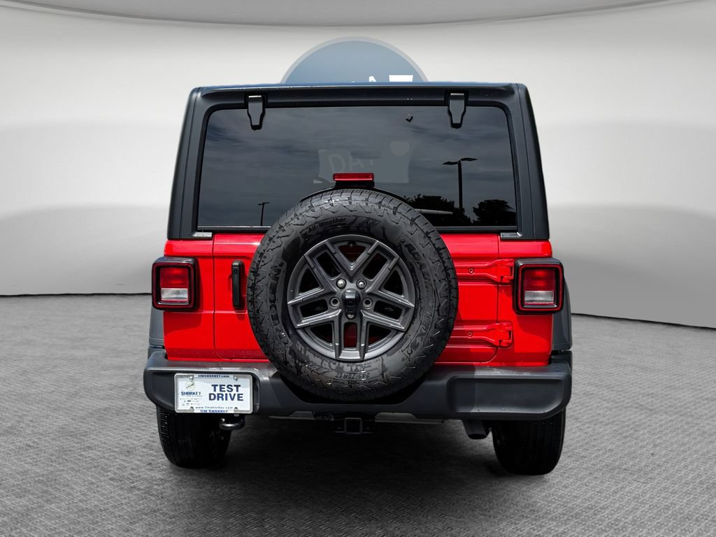 Used 2024 Jeep Wrangler Unlimited Sport AWD/4WD image 5