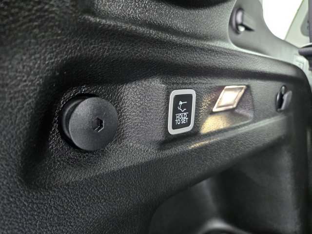 Used 2022 Jeep Grand Cherokee L Limited w/ Black Appearance Package image 36