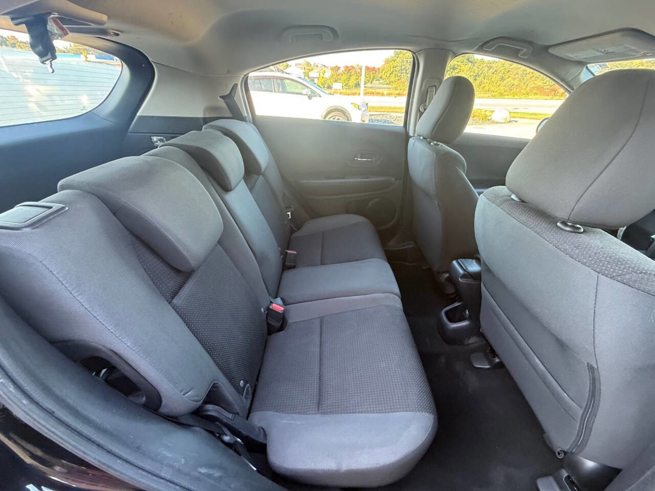 Used 2020 Honda HR-V LX image 19