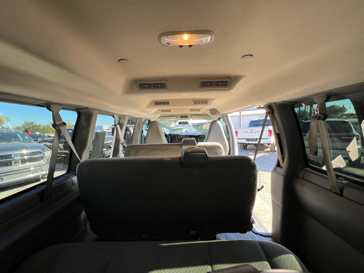 Used 2023 Chevrolet Express 3500 LS RWD image 32
