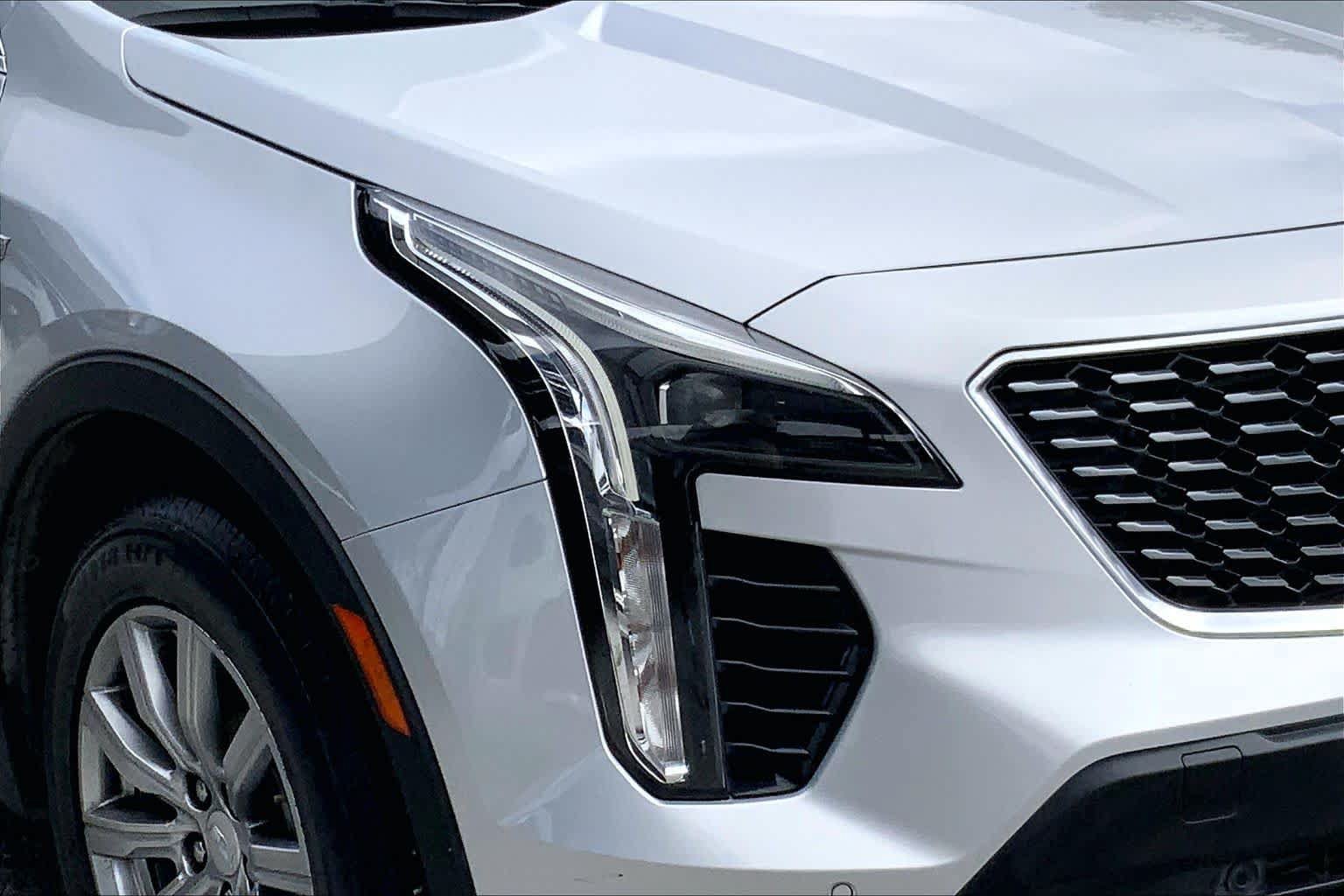 Used 2022 Cadillac XT4 Premium Luxury w/ Safety Alert Package AWD/4WD image 22