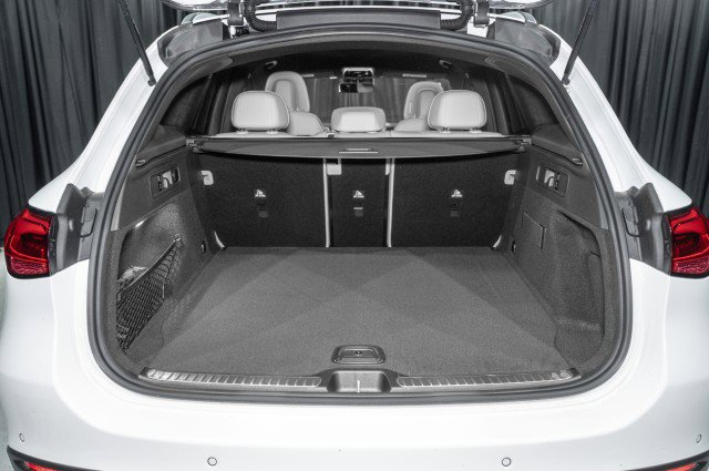 New 2025 Mercedes-Benz GLC 300 image 9