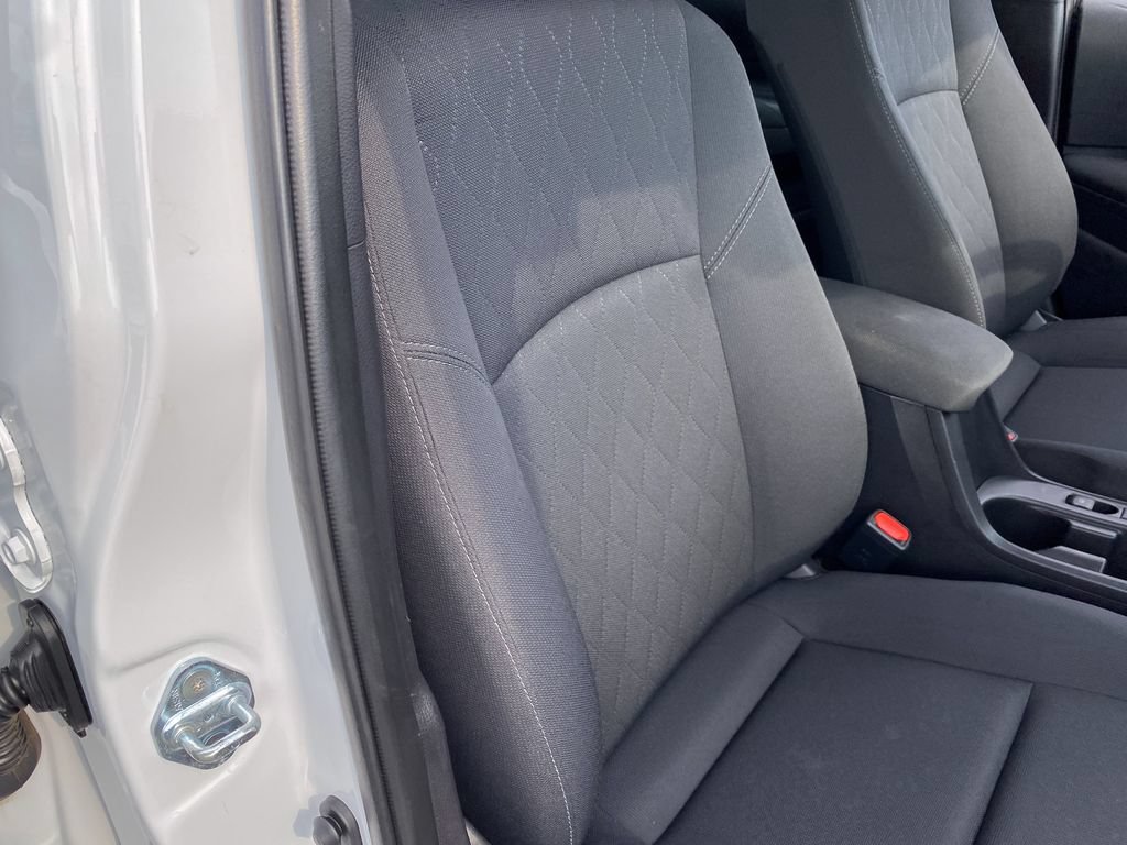 Used 2025 Toyota Corolla LE FWD image 29
