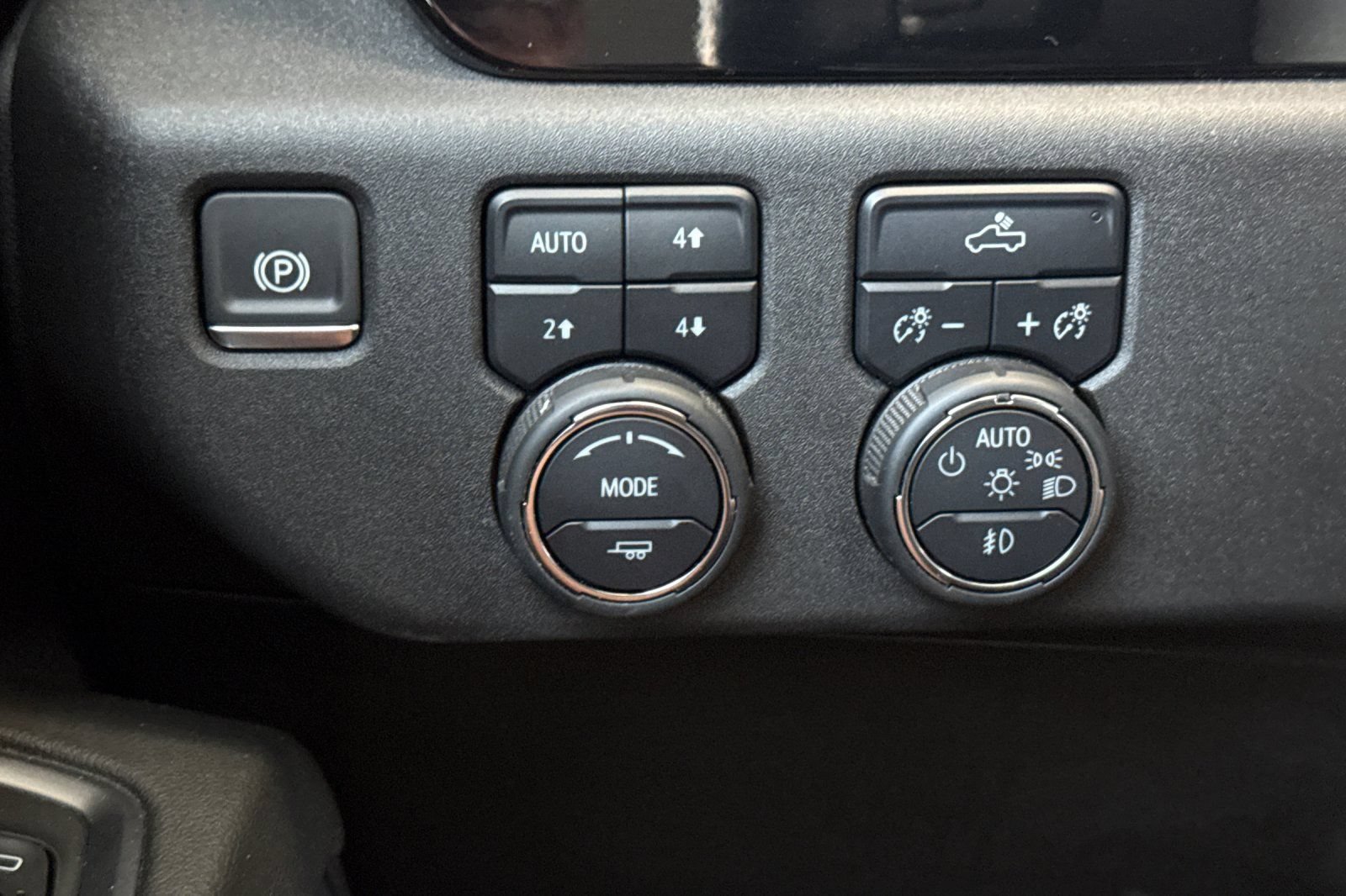 Used 2024 Chevrolet Silverado 1500 RST w/ Convenience Package II AWD/4WD image 39