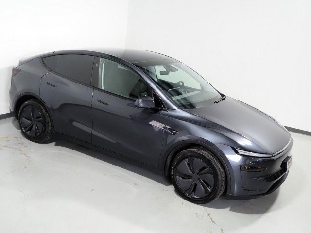Used 2026 Tesla Model Y Long Range RWD image 13