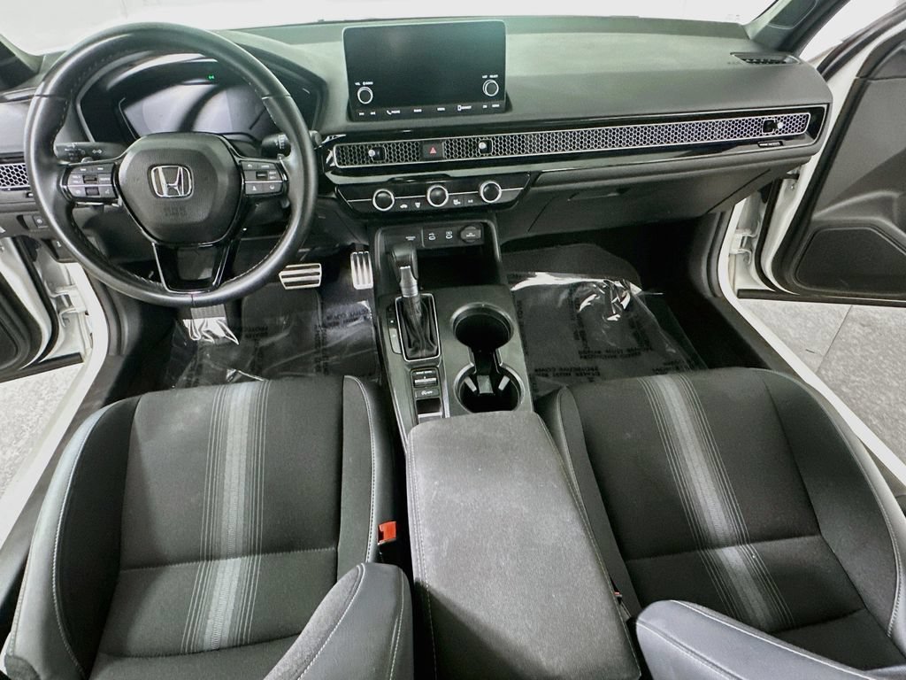 Used 2025 Honda Civic Sport image 16