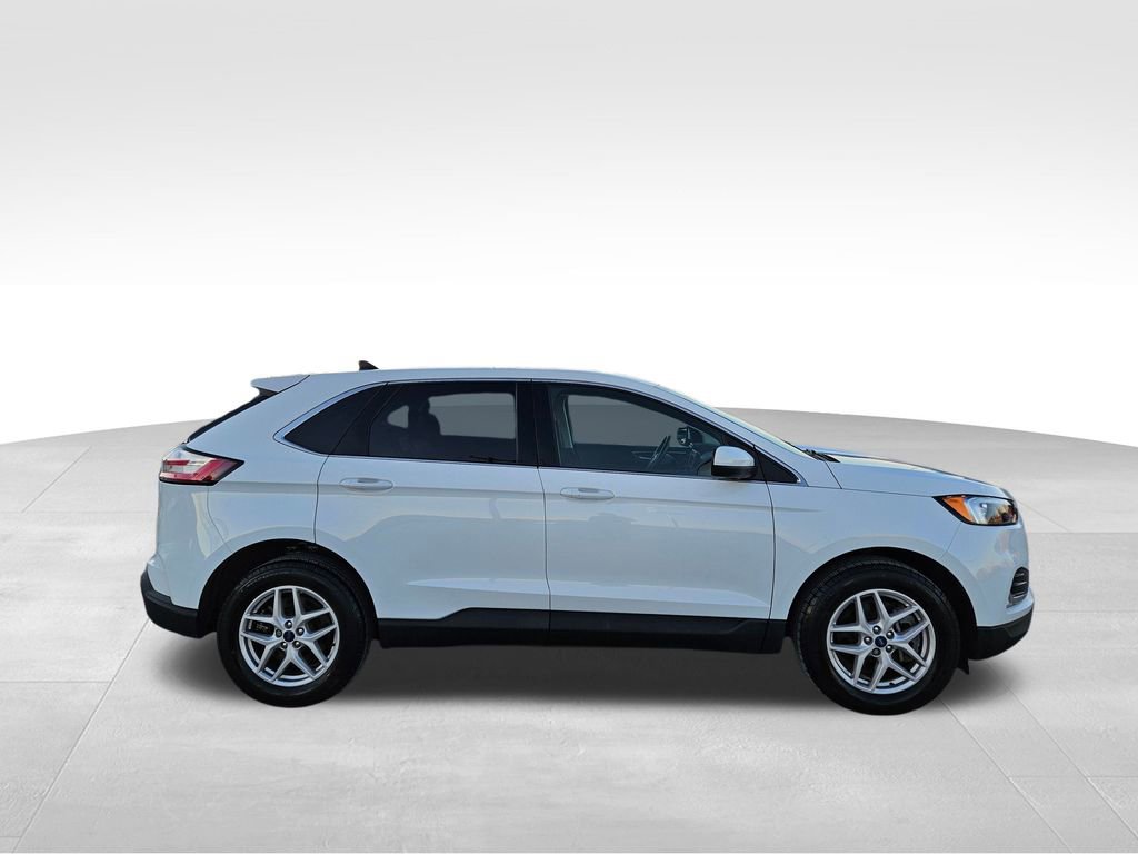 Used 2022 Ford Edge SEL w/ Convenience Package image 9