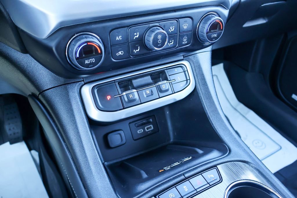 Used 2023 GMC Acadia SLT w/ Preferred Package image 16