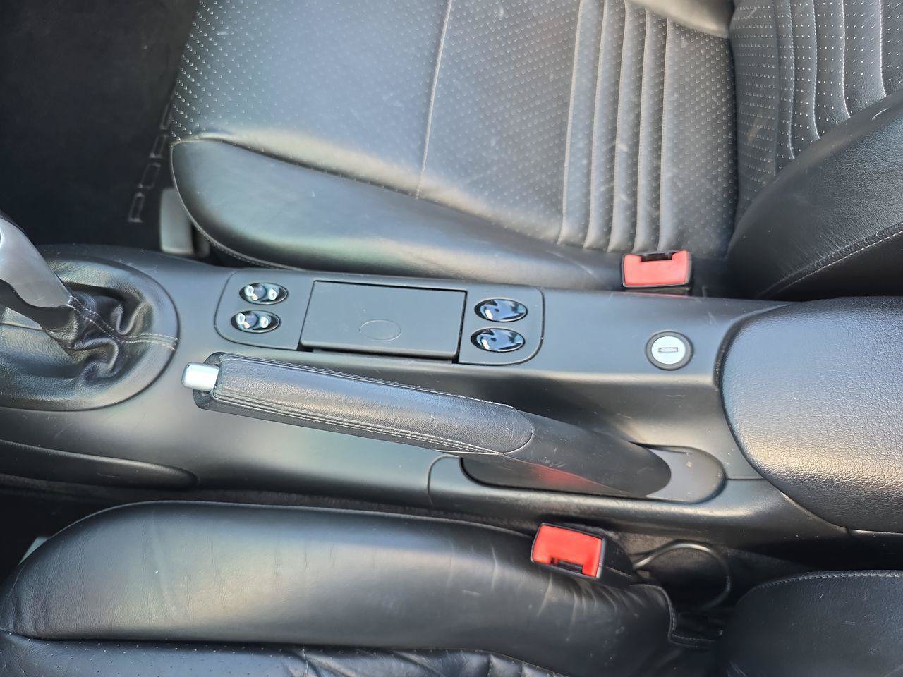 Used 2000 Porsche Boxster S RWD image 26