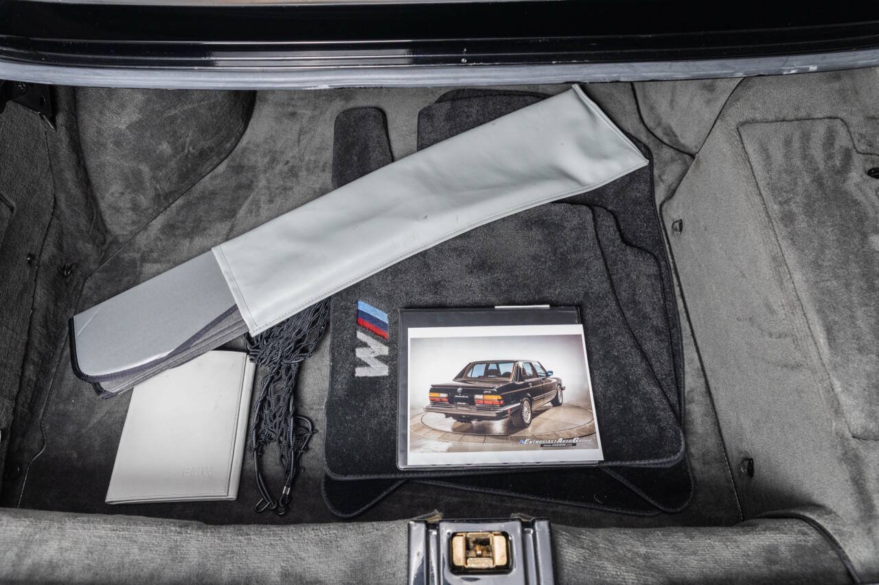 Used 1988 BMW M5 RWD image 88
