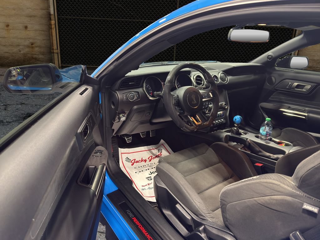 Used 2017 Ford Mustang Shelby GT350 w/ Electronics Package RWD image 6