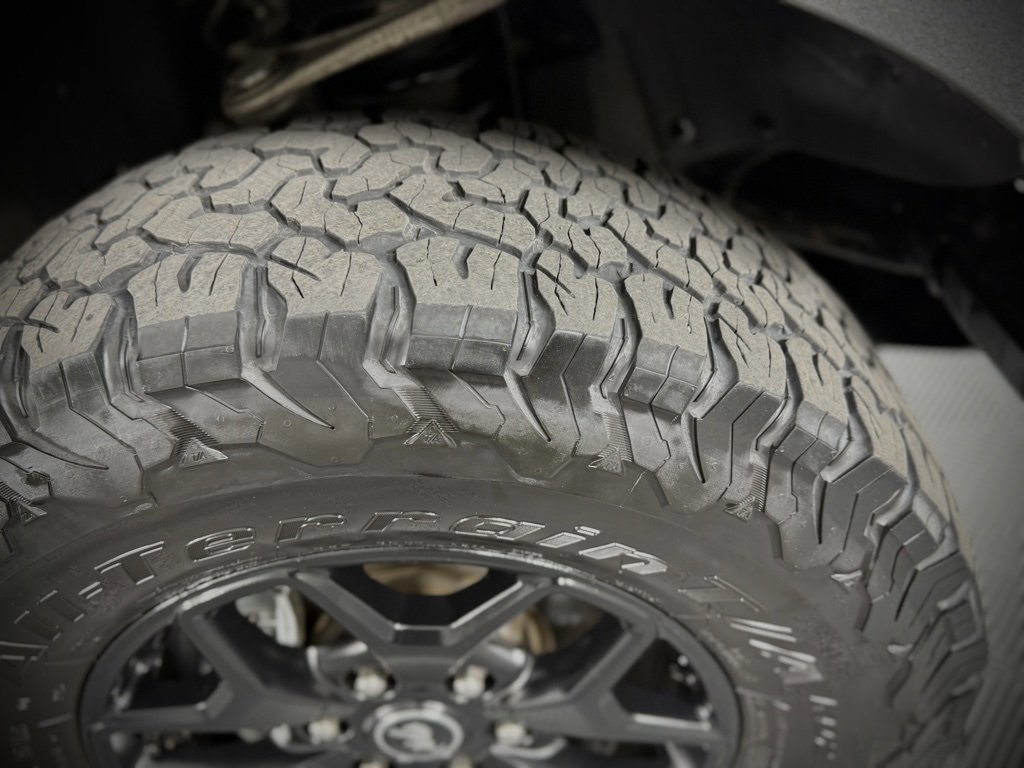 Used 2021 Ford Bronco Badlands image 16