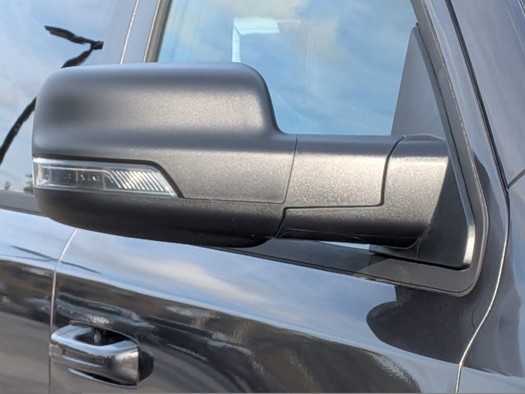 New 2026 RAM 1500 4x4 Crew Cab image 11