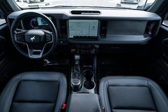 Used 2024 Ford Bronco Black Diamond image 14