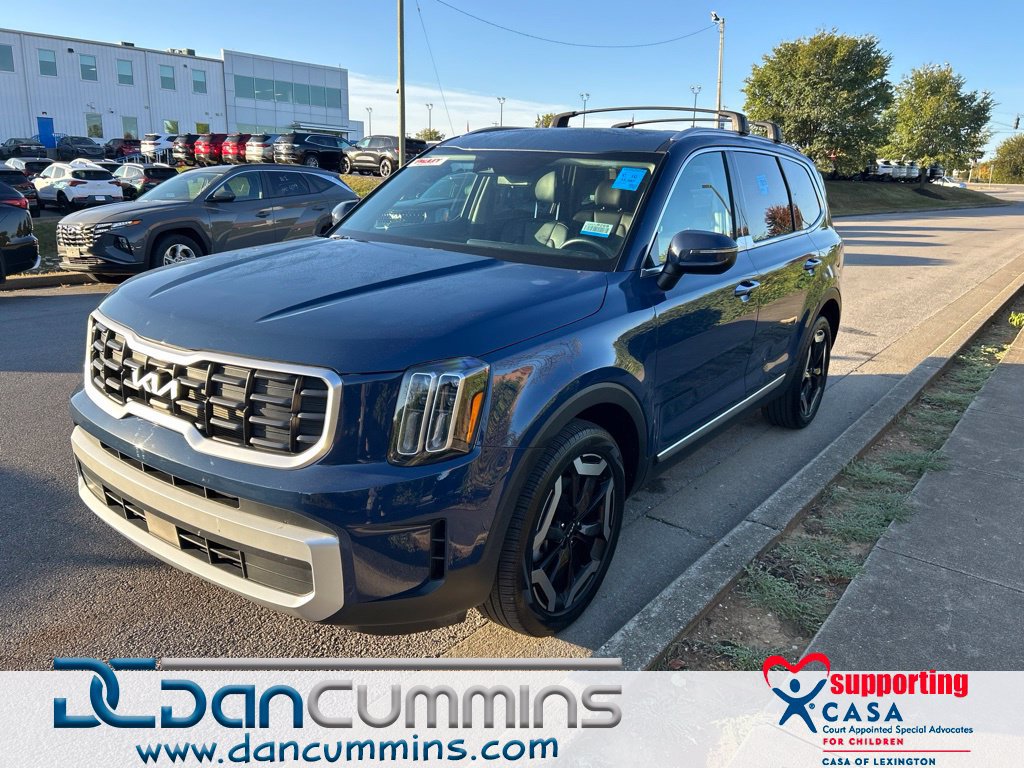 Used 2024 Kia Telluride S w/ S Sunroof Package AWD/4WD image 1