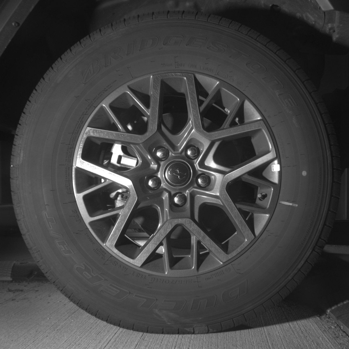 Used 2025 Jeep Wrangler Sahara image 13