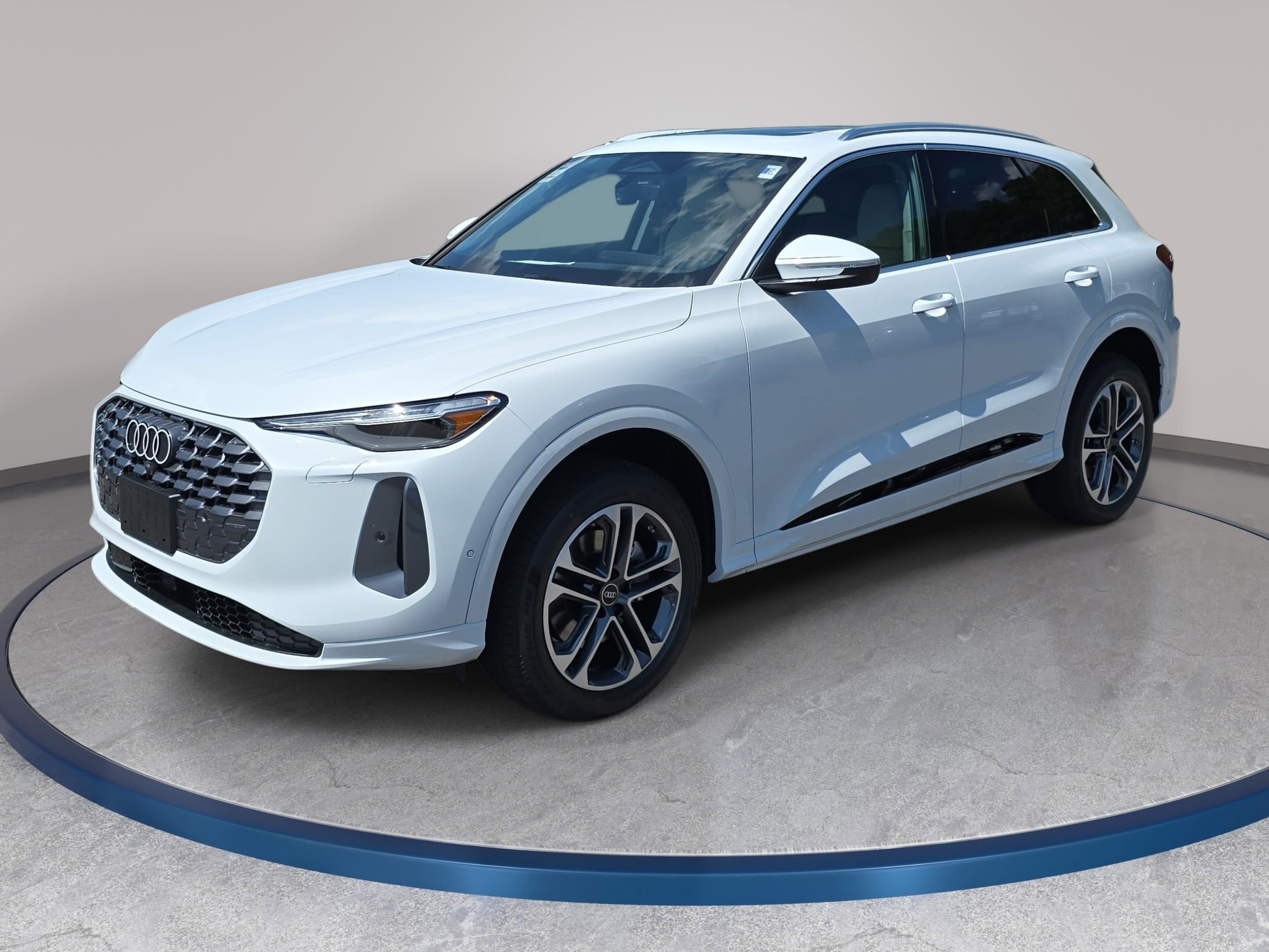 New 2026 Audi Q5 Premium Plus AWD/4WD image 1