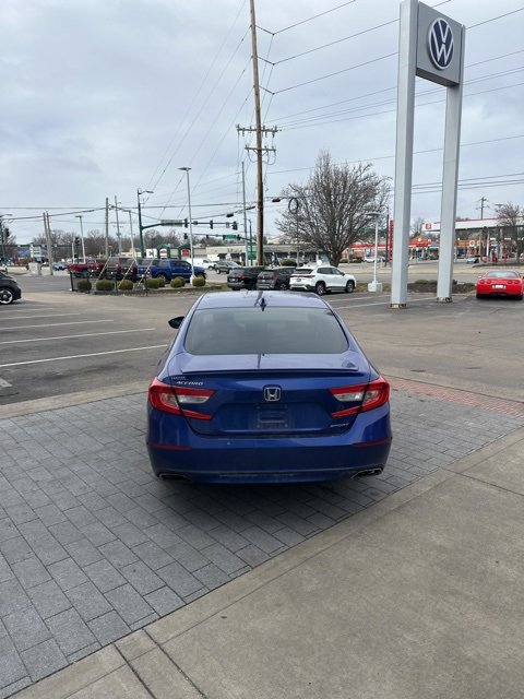 Used 2019 Honda Accord Sport image 9