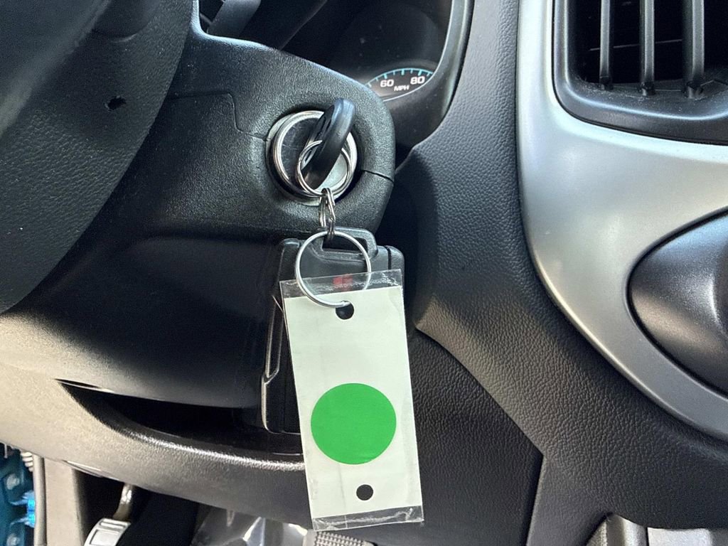 Used 2022 Chevrolet Colorado LT image 32