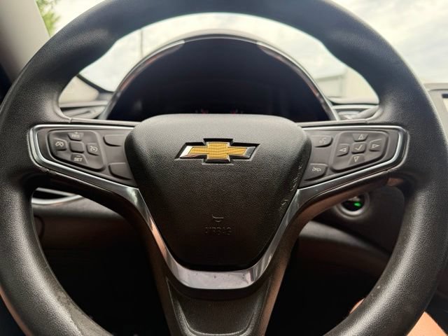 Used 2018 Chevrolet Malibu LT FWD image 18