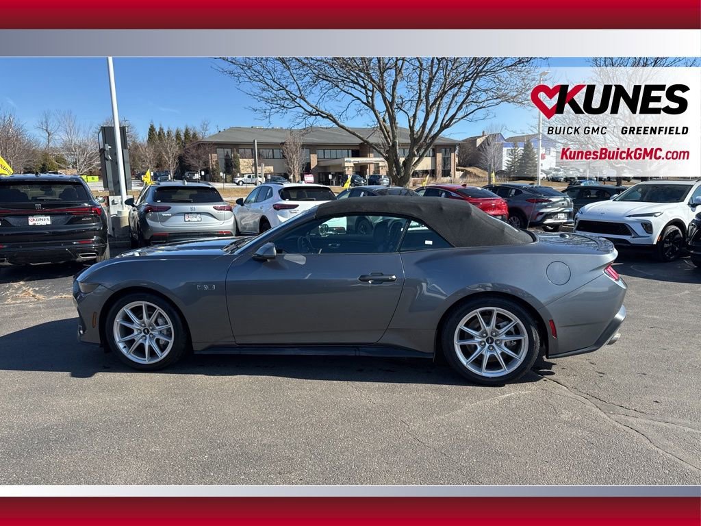 Used 2025 Ford Mustang GT Premium image 15