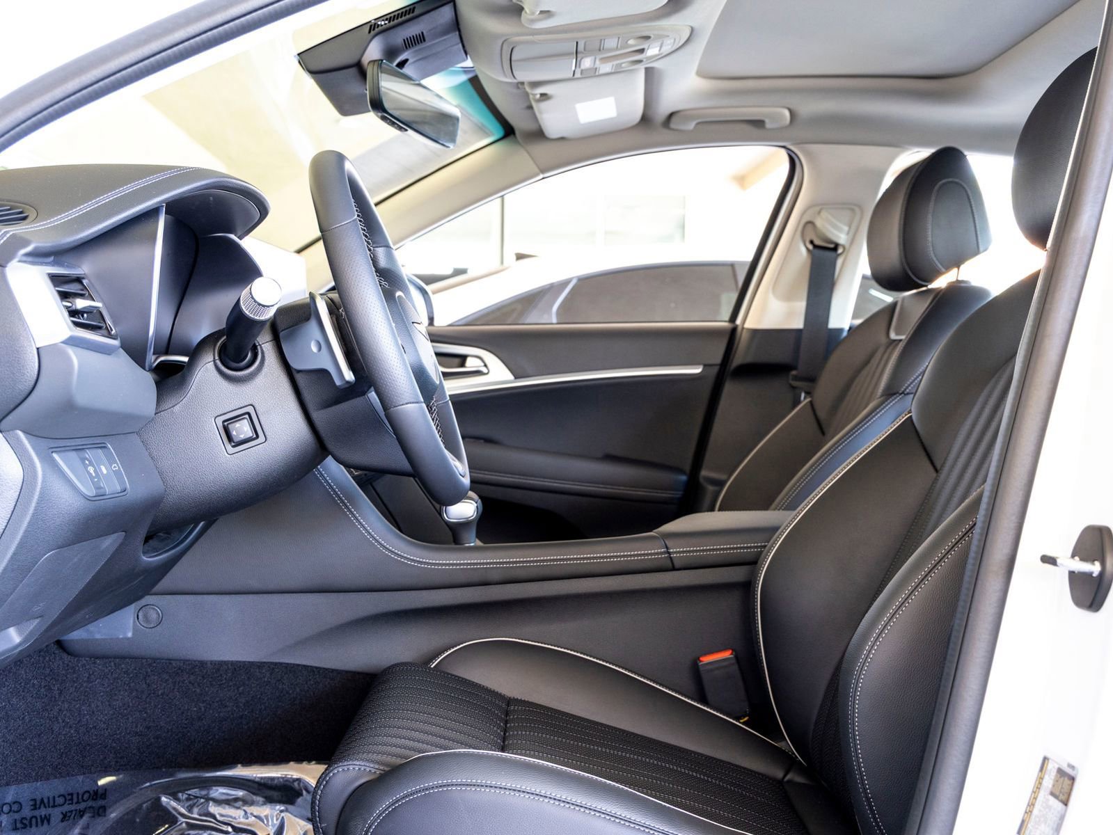 Used 2026 Genesis G70 2.5T Prestige image 16