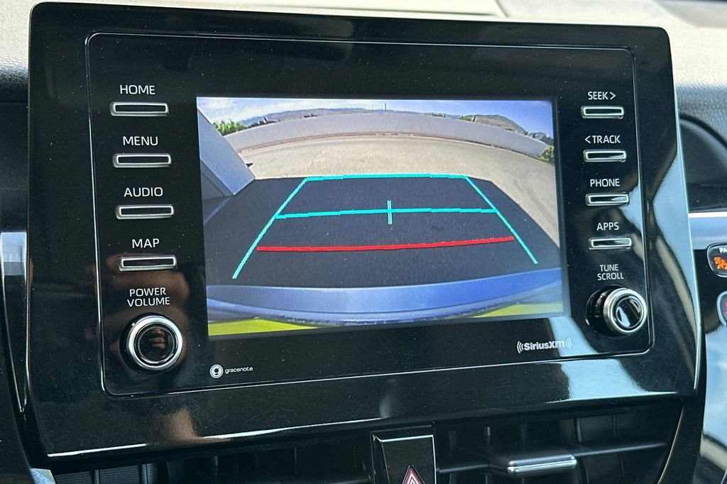 Used 2021 Toyota Camry SE FWD image 19