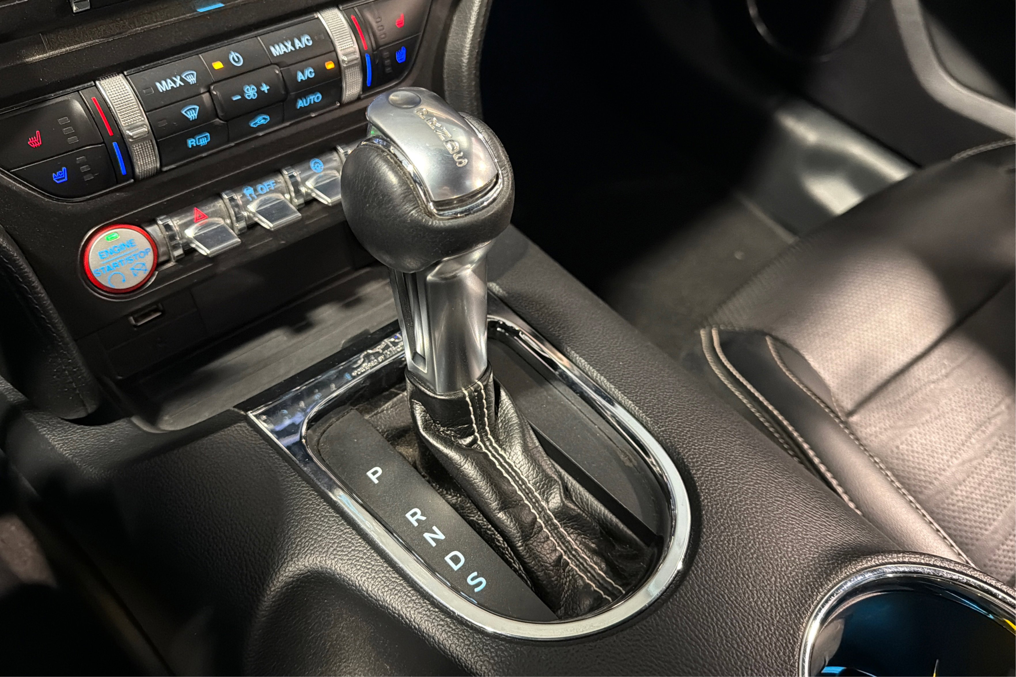 Used 2015 Ford Mustang GT Premium w/ Equipment Group 401A RWD image 33