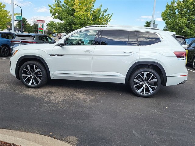 New 2026 Volkswagen Atlas SEL Premium R-Line image 2