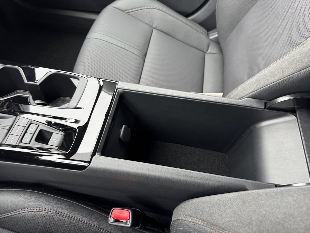 New 2026 Toyota Camry XLE AWD/4WD image 28