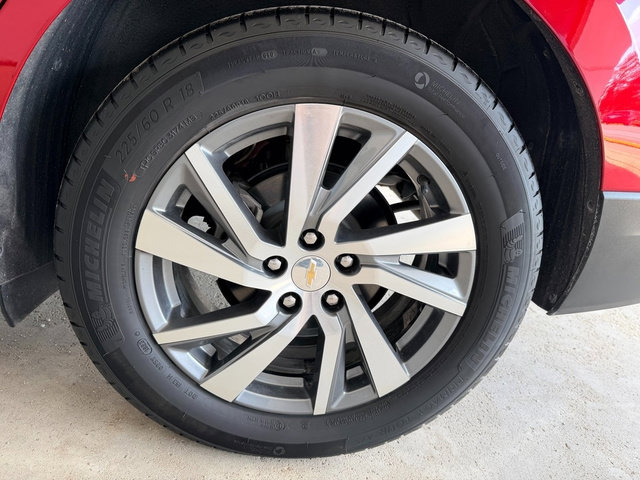 Used 2024 Chevrolet Equinox Premier AWD/4WD image 11